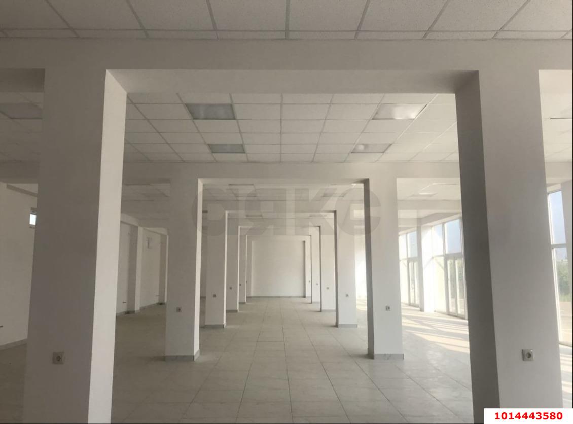 Фото №3: Торговое помещение 200 м² - Энем, ул. Иркутско-Пинской Дивизии, 12/3