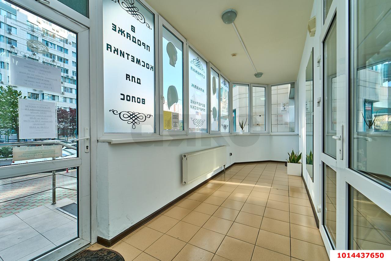 Фото №9: Торговое помещение 167 м² - Краснодар, Центральный, ул. Кубанская набережная, 37