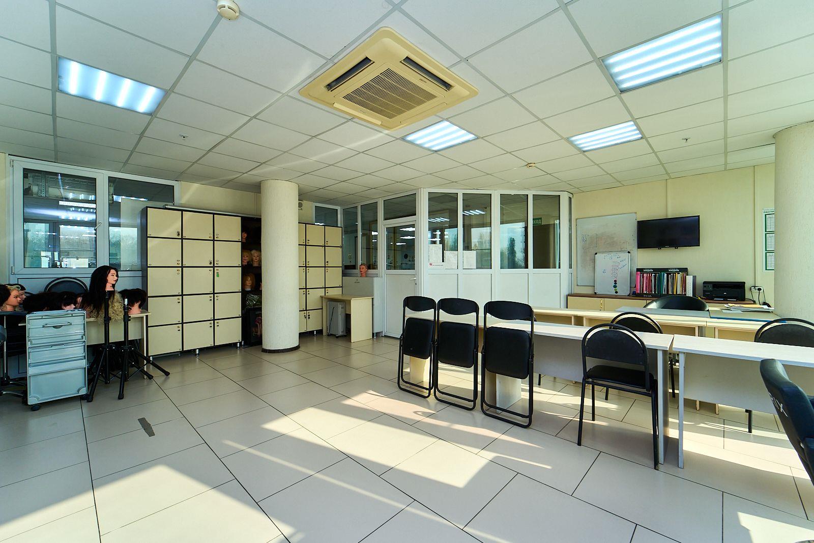 Фото №13: Коммерция 166 м² - Краснодар, Центральный внутригородской округ, Западный внутригородской округ, мкр. Центральный, ул. Кубанская набережная, 37