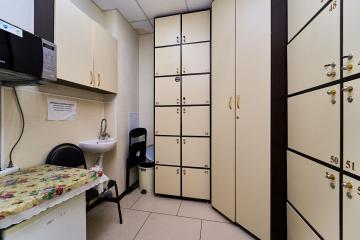 Фото №2: Коммерция 166 м² - Краснодар, мкр. Центральный, ул. Кубанская набережная, 37