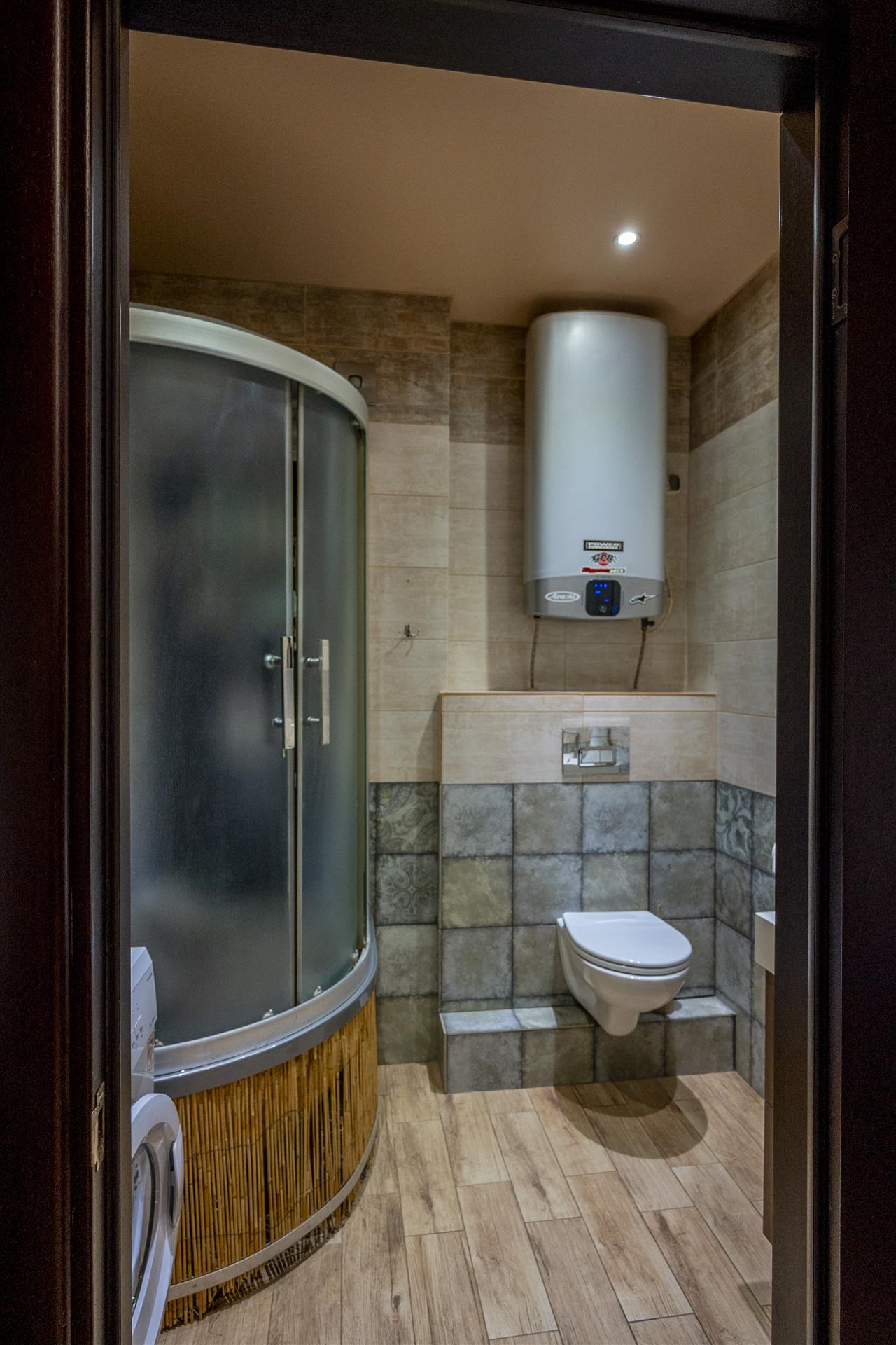 Фото №7: 1-комнатная квартира 50 м² - Краснодар, Прикубанский внутригородской округ, мкр. Сады Калинина, пер. Цветной, 2