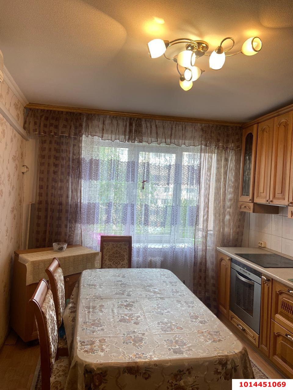 Фото №4: 2-комнатная квартира 42 м² - Краснодар, Краевая Клиническая Больница, ул. 1 Мая, 208