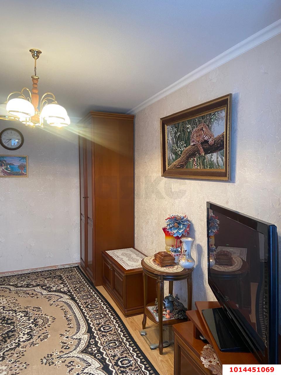 Фото №2: 2-комнатная квартира 42 м² - Краснодар, Краевая Клиническая Больница, ул. 1 Мая, 208