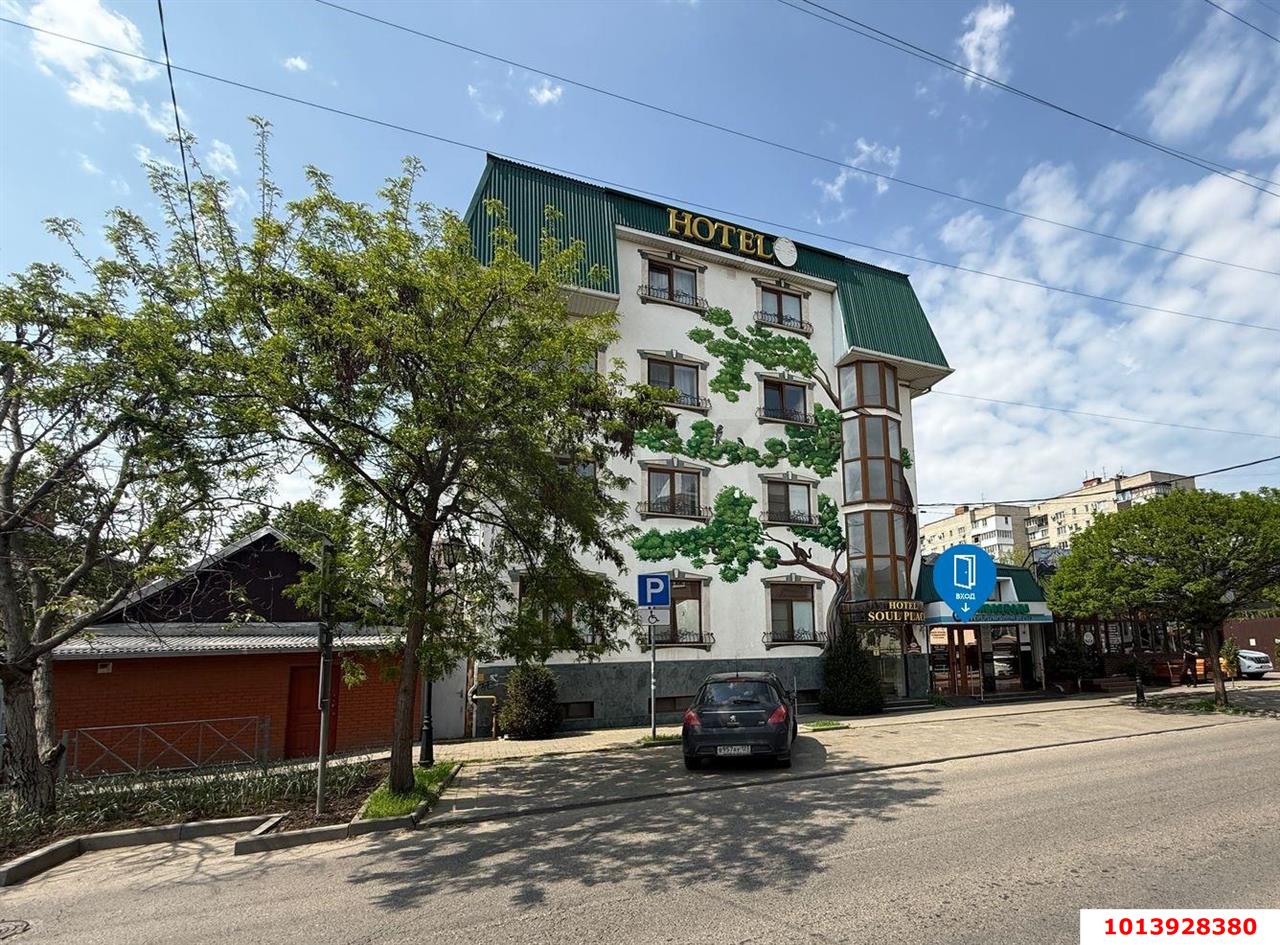 Фото №2: Офисное помещение 977 м² - Краснодар, Центральный, ул. Костылева, 195
