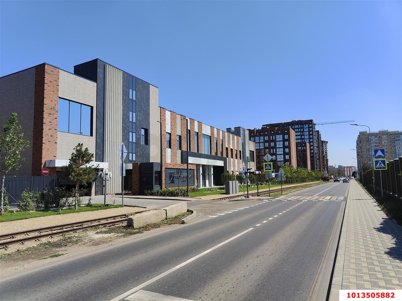 Фото №1: Торговое помещение 1345 м² - Краснодар, Фестивальный, ул. Круговая, 4/1