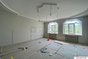 Фото №2: Коммерция 380 м² - Краснодар, мкр. Центральный, ул. Садовая, 81/1