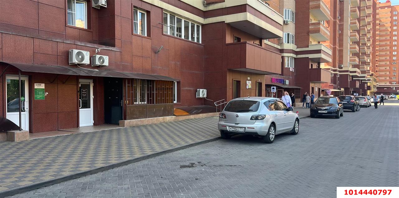 Фото №7: Торговое помещение 74 м² - Краснодар, жилой комплекс Смоленский, ул. Восточно-Кругликовская, 30/2