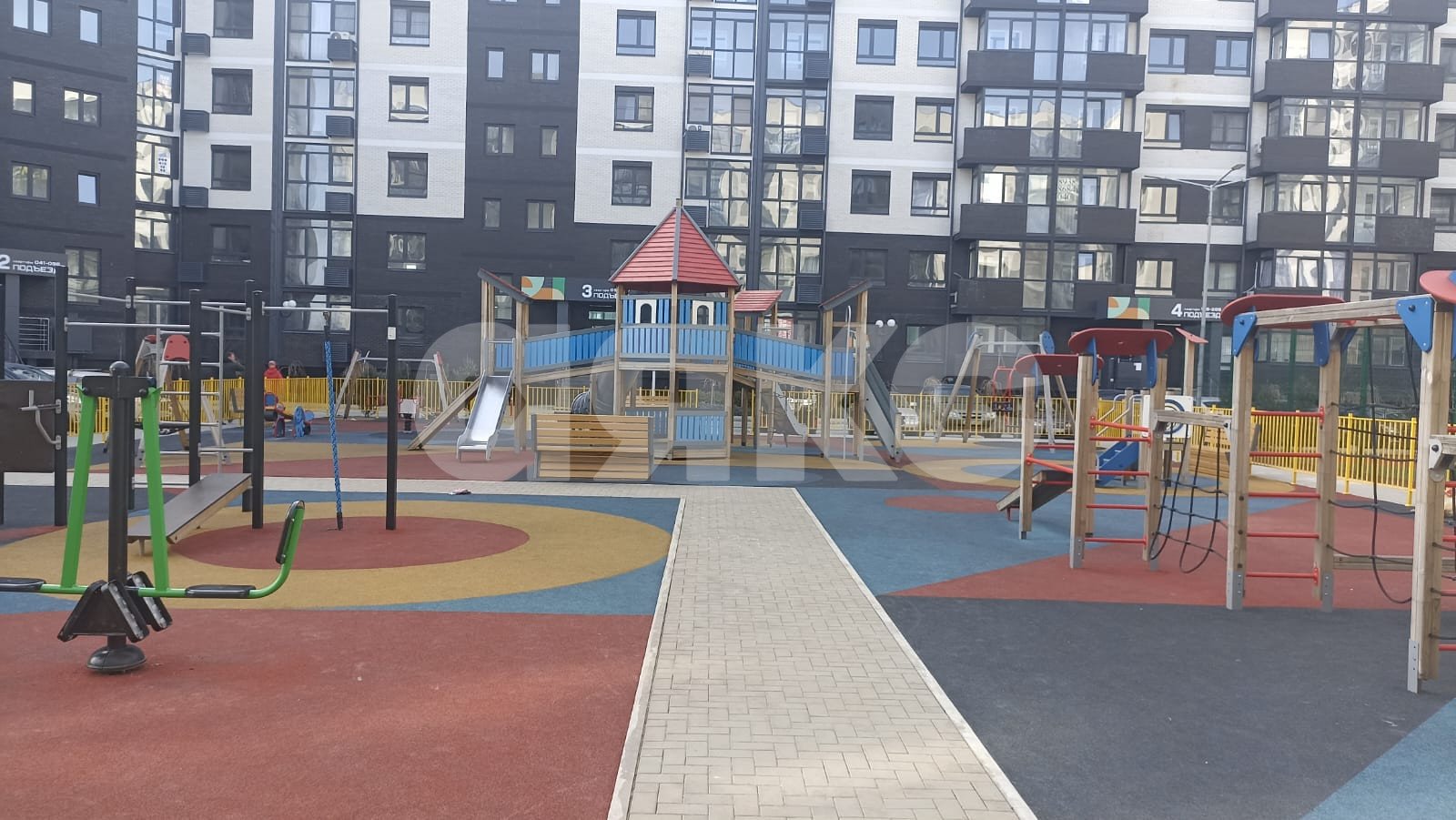 Фото №3: 2-комнатная квартира 64 м² - Темрюк, ул. Дальняя, 30