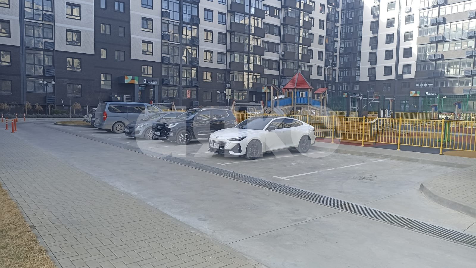 Фото №6: 2-комнатная квартира 64 м² - Темрюк, ул. Дальняя, 30