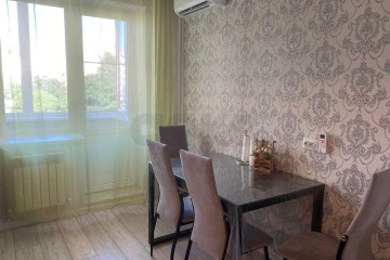 Фото №1: 1-комнатная квартира 42 м² - Краснодар, мкр. Молодёжный, ул. 2-я Целиноградская