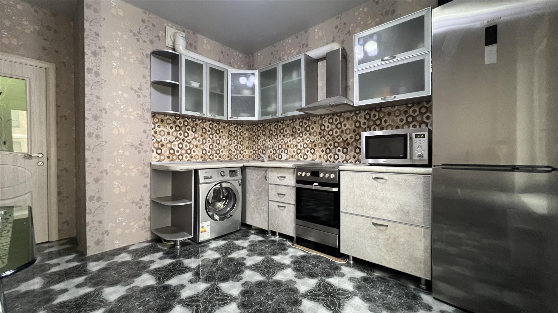 Фото №2: 1-комнатная квартира 47 м² - Краснодар, Карасунский внутригородской округ, жилой комплекс Империал, ж/м Пашковский, ул. Леонида Лаврова, 8к4