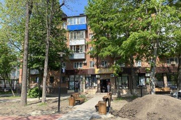 Фото №2: Торговое помещение 132 м² - Краснодар, мкр. Черёмушки, ул. Бургасская, 43