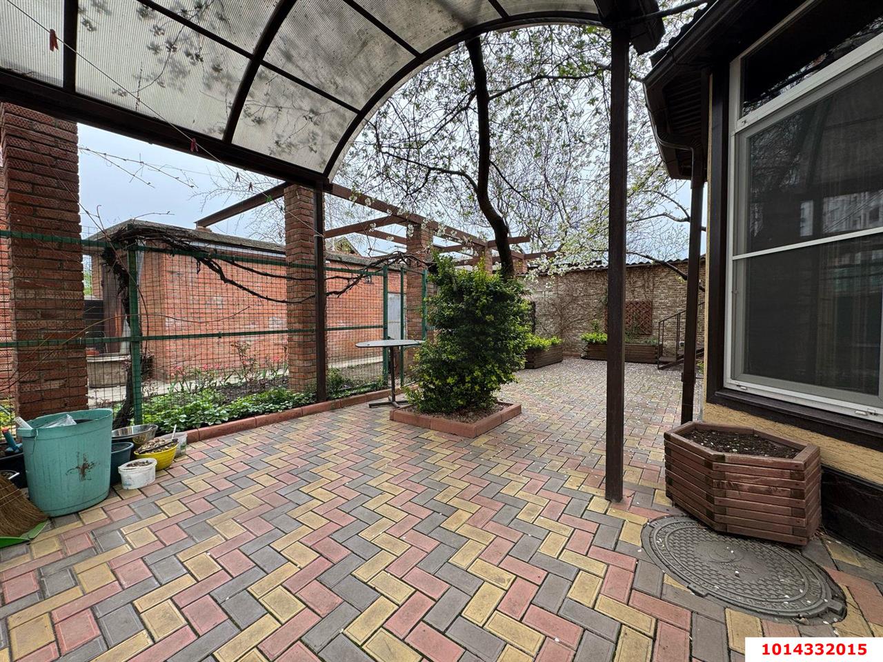 Фото №1: Дом 248 м² + 4.23 сот. - Краснодар, Черёмушки, ул. Кубанская, 61