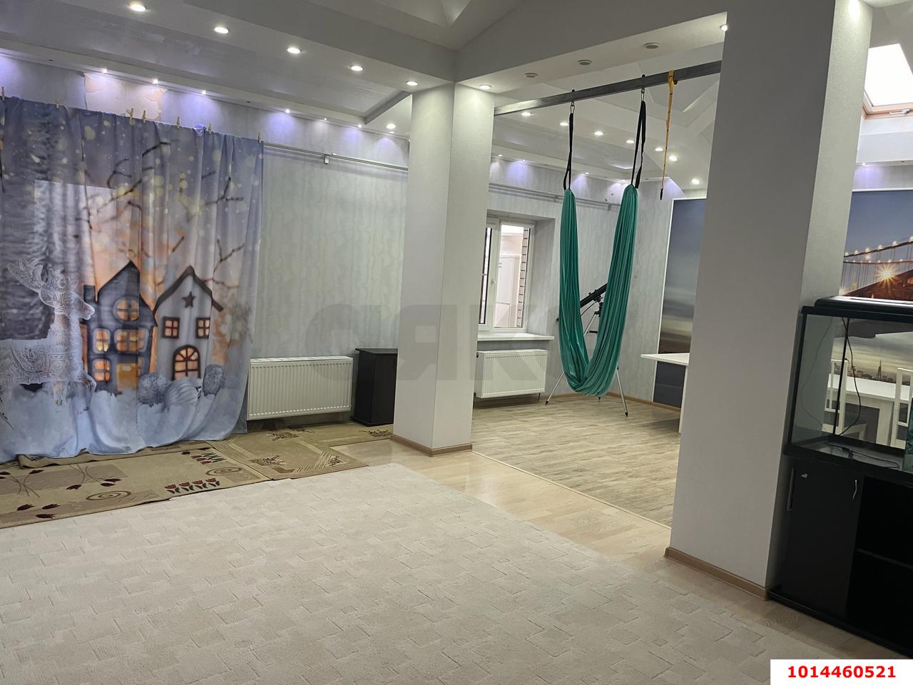 Фото №2: 5+-комнатная квартира 266 м² - Краснодар, Прикубанский внутригородской округ, мкр. Восточно-Кругликовский, ул. Черкасская, 77