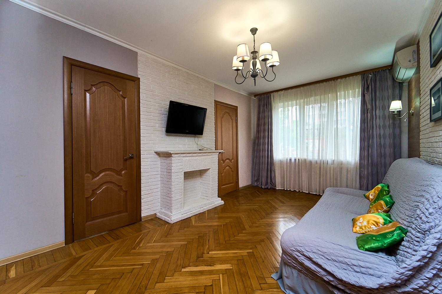 Фото №1: 3-комнатная квартира 51 м² - Краснодар, Карасунский внутригородской округ, мкр. Комсомольский, ул. Симферопольская, 34