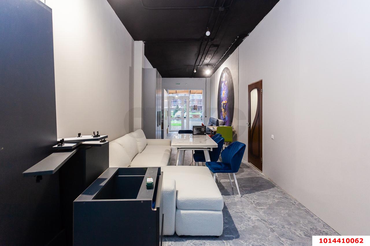 Фото №6: Торговое помещение 61 м² - Краснодар, Достояние, ул. Григория Булгакова, 6