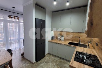 Фото №1: 1-комнатная квартира 52 м² - Геленджик, мкр. ЖК Акварель, пер. Больничный, 4к6