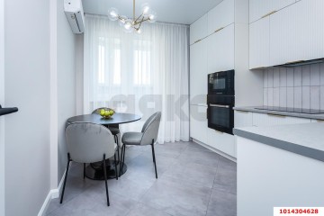 Фото №4: 2-комнатная квартира 57 м² - Краснодар, мкр. жилой комплекс Сказка Град, ул. имени В.Н. Мачуги, 166А