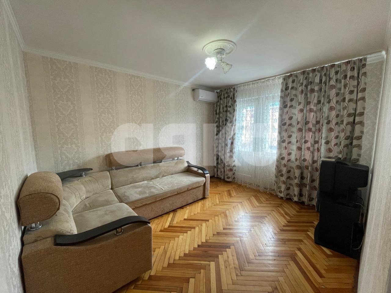 Фото №1: 2-комнатная квартира 32 м² - Майкоп, Дружба, ул. Краснооктябрьская, 57