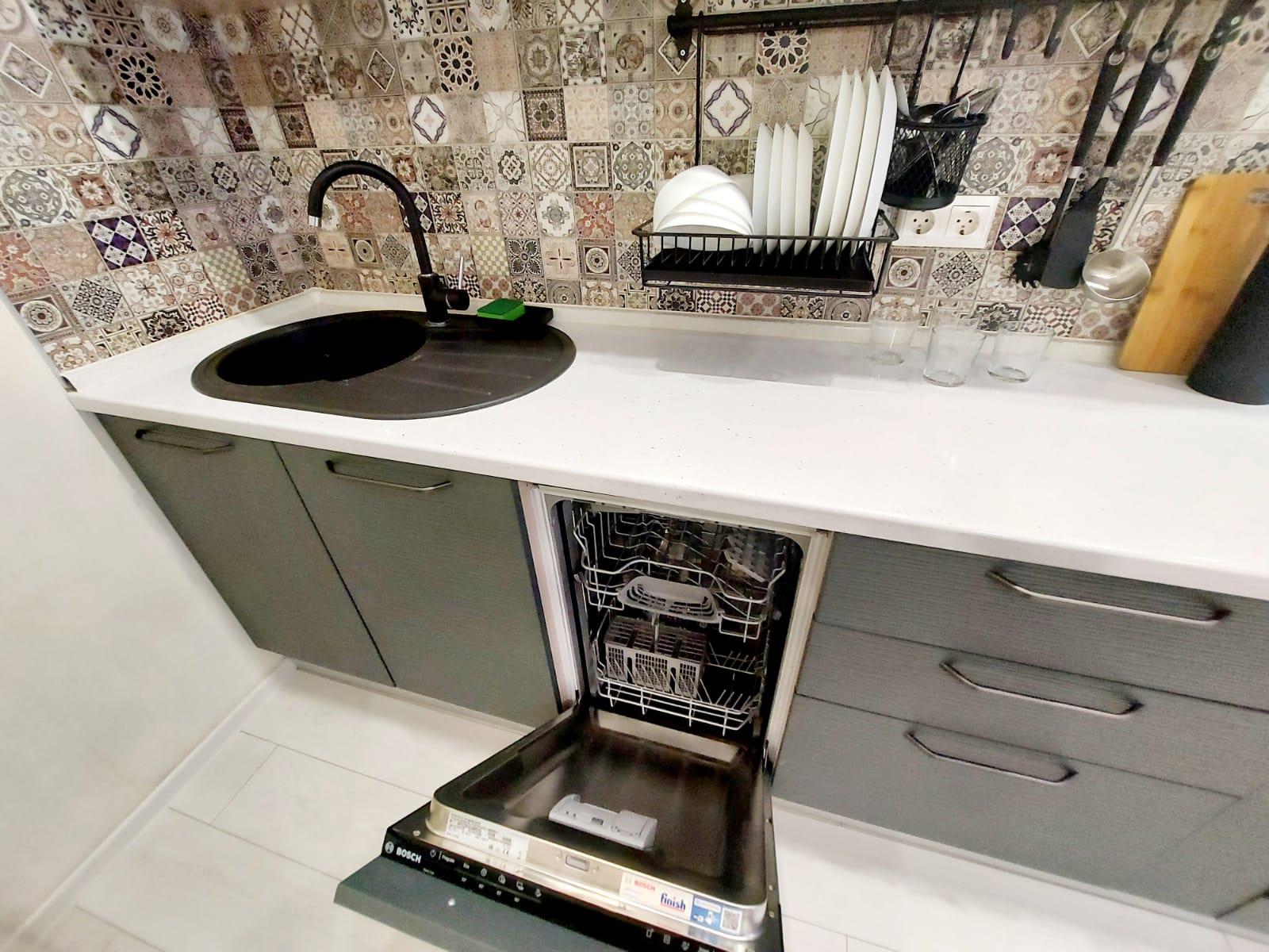 Фото №3: 2-комнатная квартира 61 м² - Краснодар, Прикубанский внутригородской округ, Панорама, мкр. жилой комплекс Керченский, ул. им. Героя Сарабеева В.И., 5к1