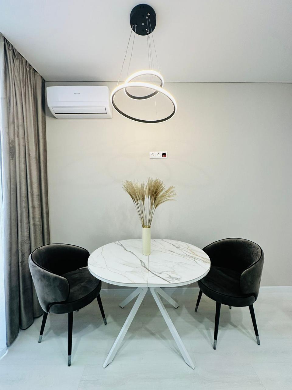 Фото №2: 2-комнатная квартира 39 м² - Краснодар, Пашковский, Карасунский внутригородской округ, мкр. жилой комплекс Империал, ул. Леонида Лаврова, 8к1ск2