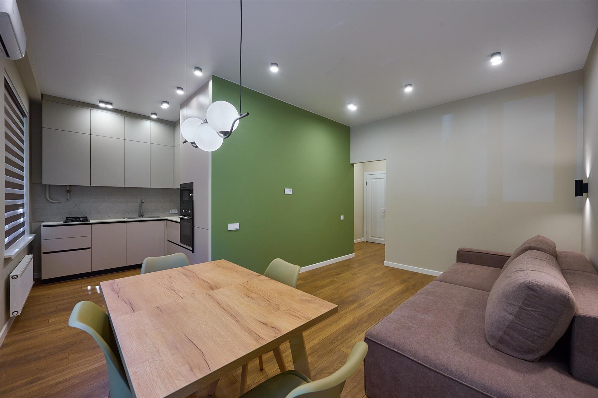 Фото №1: 3-комнатная квартира 62 м² - Краснодар, Западный внутригородской округ, мкр. Центральный, ул. Карасунская, 44