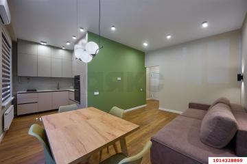 Фото №1: 3-комнатная квартира 62 м² - Краснодар, мкр. Центральный, ул. Карасунская, 44