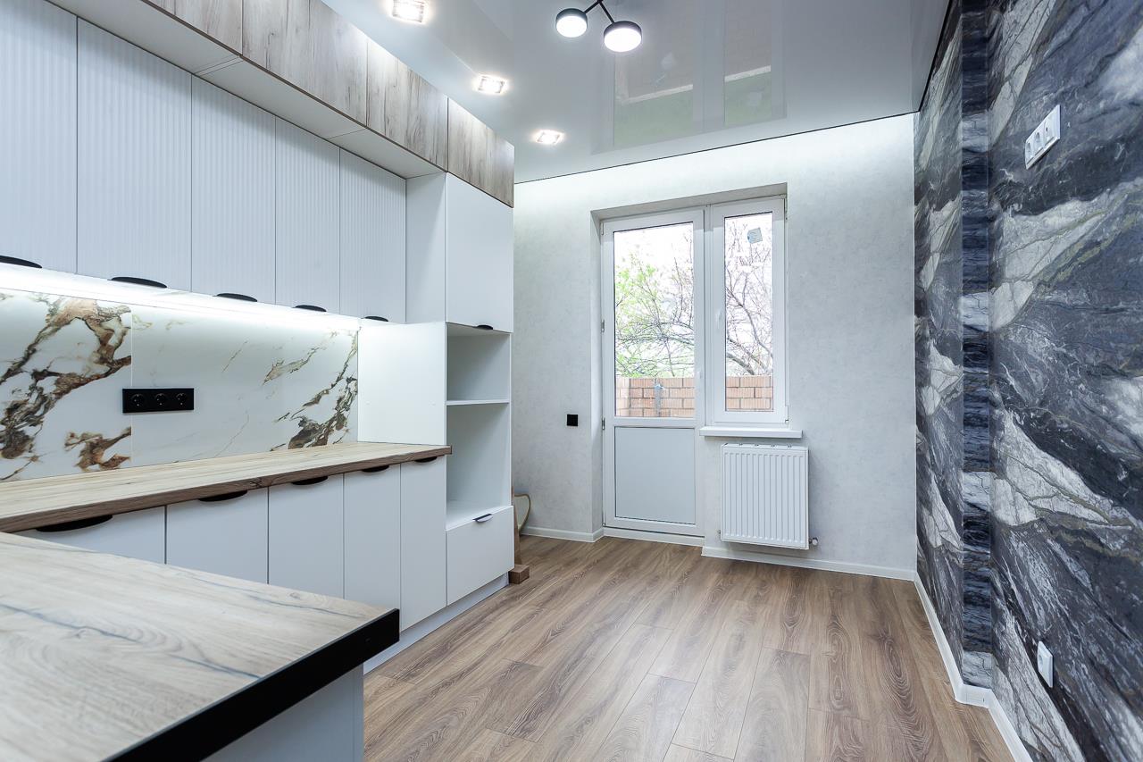 Фото №8: 2-комнатная квартира 55 м² - Краснодар, Прикубанский внутригородской округ, Калинино, Завод Радиоизмерительных Приборов, мкр. ЖК Акварели-2, ул. Тепличная, 62/1к5