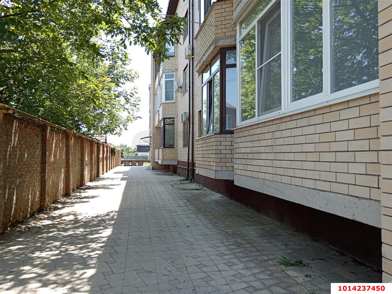 Фото №1: 3-комнатная квартира 159 м² - Краснодар, Отделение № 1 ОПХ Колос, ул. Кирпильская, 15