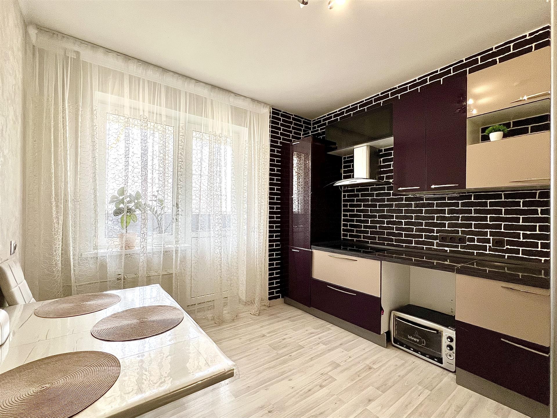 Фото №1: 1-комнатная квартира 45 м² - Краснодар, Карасунский внутригородской округ, Гидростроителей, мкр. Почтовый, ул. Артезианская, 20