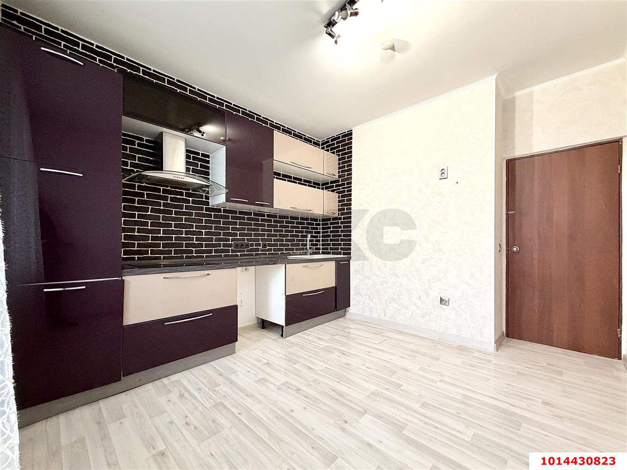 Фото №2: 1-комнатная квартира 45 м² - Краснодар, Карасунский внутригородской округ, Гидростроителей, мкр. Почтовый, ул. Артезианская, 20