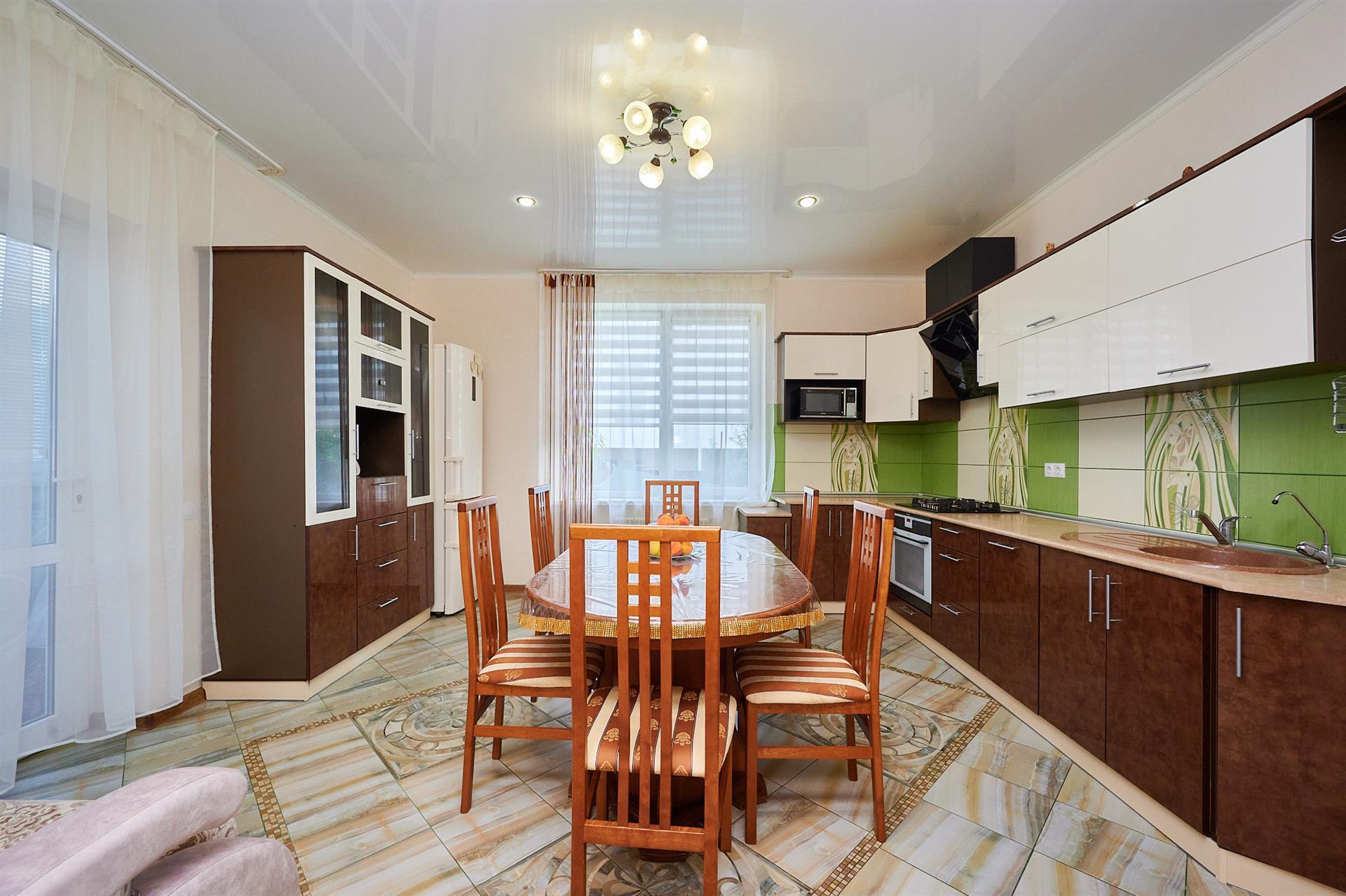 Фото №6: Дом 272 м² + 8 сот. - Краснодар, Прикубанский внутригородской округ, Калинино, мкр. Завод Радиоизмерительных Приборов, пер. Алуштинский, 7