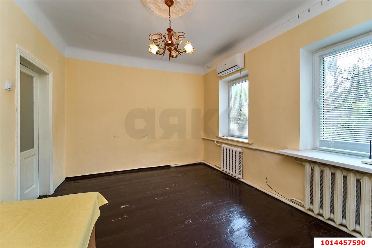 Фото №1: Дом 43 м² + 1 сот. - Краснодар, Центральный внутригородской округ, Покровка, мкр. Центральный, ул. Казачья, 11