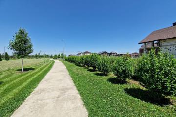 Фото №2: Земельный участок 5.58 сот. - Краснодар, п. коттеджный  Николино Парк, ул. Василия Некрасова, 18