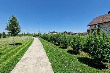 Фото №2: Земельный участок под ИЖС 5.58 сот. - Краснодар, п. коттеджный  Николино Парк, ул. Василия Некрасова, 18