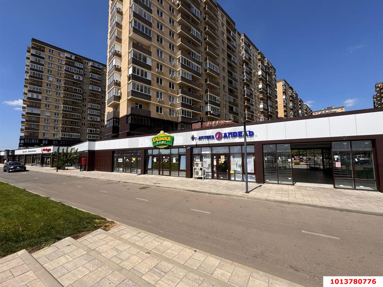 Фото №4: Торговое помещение 83 м² - Краснодар, жилой комплекс Ракурс, ул. имени Героя Ростовского, 8сБ