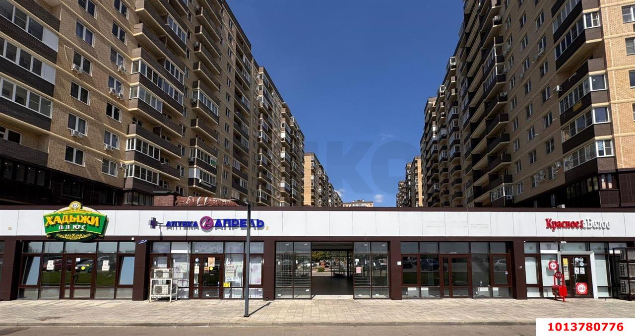 Фото №1: Торговое помещение 83 м² - Краснодар, жилой комплекс Ракурс, ул. имени Героя Ростовского, 8сБ