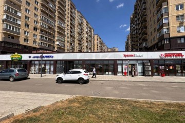 Фото №1: Торговое помещение 83 м² - Краснодар, мкр. жилой комплекс Ракурс, ул. имени Героя Ростовского, 8сБ