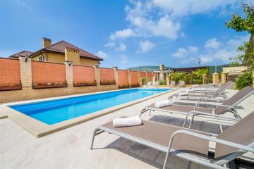 Фото №3: Коммерция 855 м² - Южная Озереевка, ул. Ильича, 10