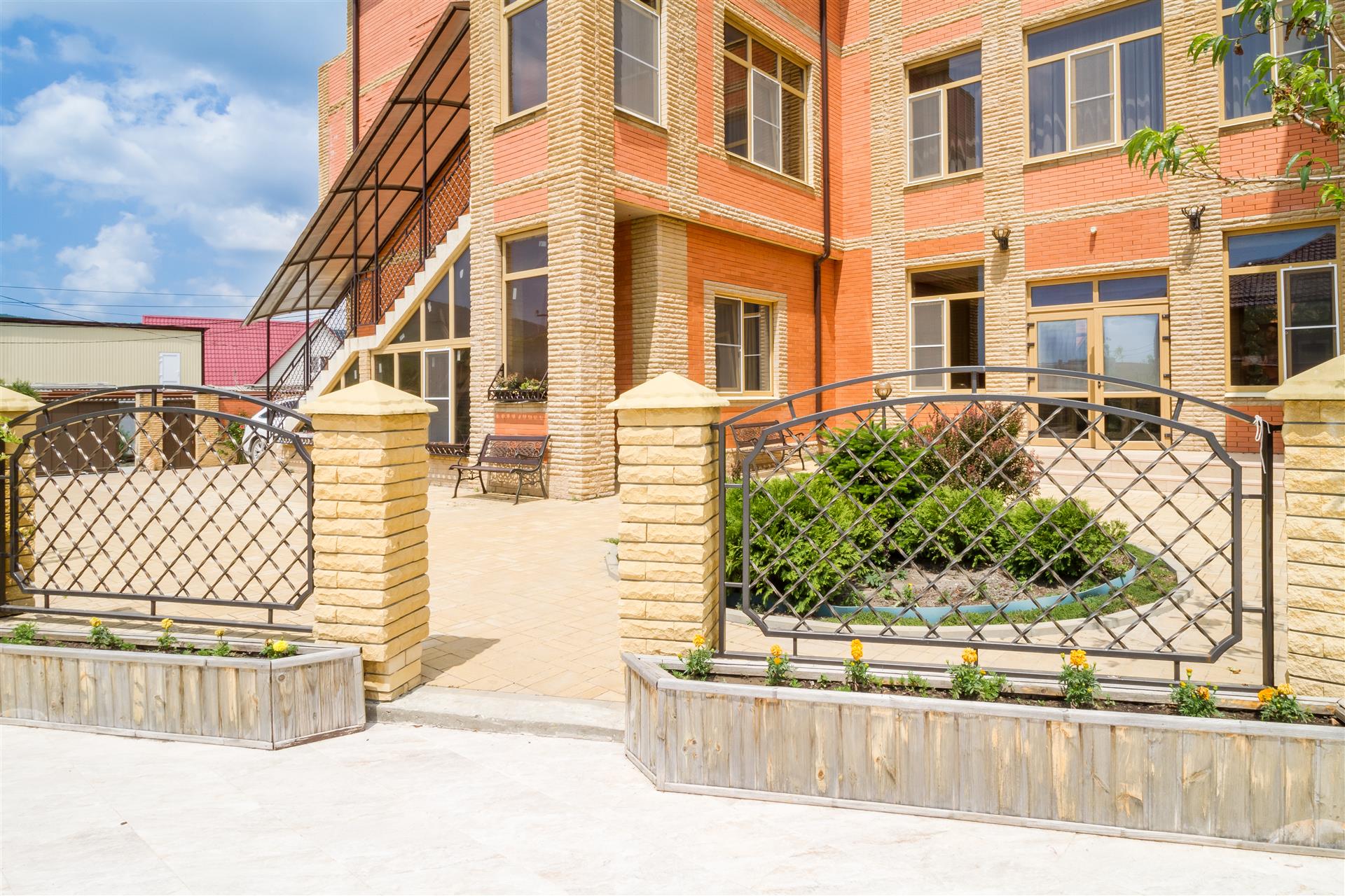 Фото №11: Коммерция 855 м² - Южная Озереевка, ул. Ильича, 10