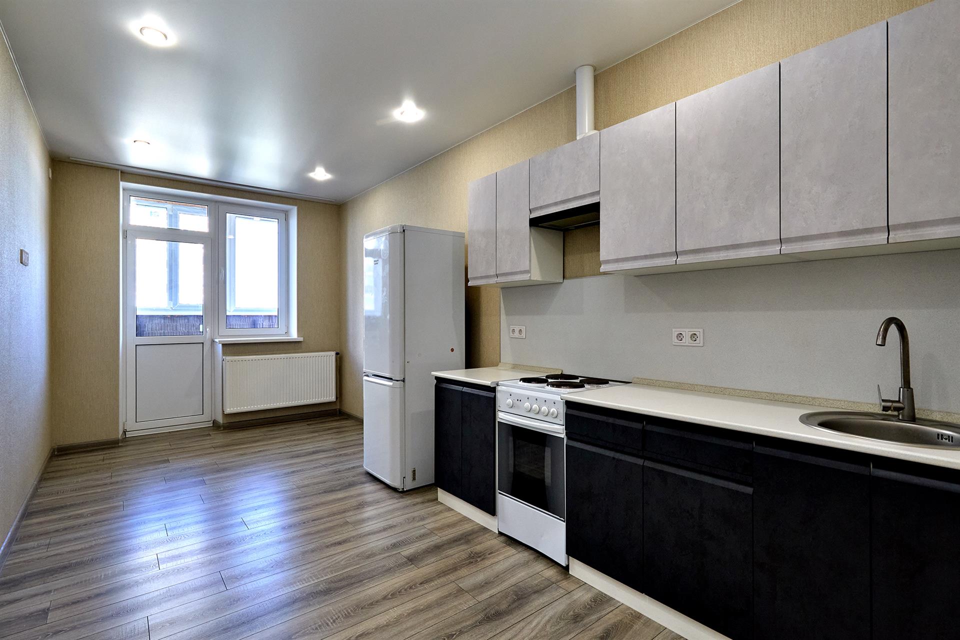 Фото №1: 1-комнатная квартира 53 м² - Краснодар, Карасунский внутригородской округ, мкр. Комсомольский, ул. Уральская, 166/3