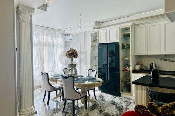 Фото №1: 4-комнатная квартира 110 м² - Краснодар, мкр. Фестивальный, ул. Сергея Михалёва, 2Б