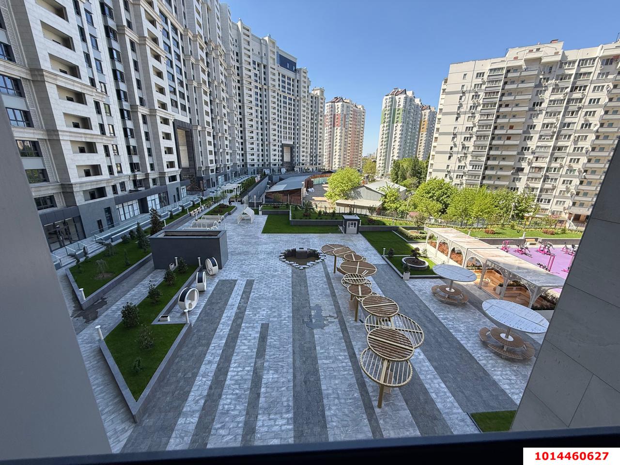 Фото №1: 3-комнатная квартира 98 м² - Краснодар, Школьный, ул. Школьная, 1