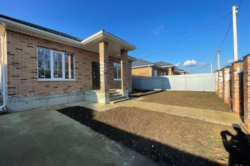 Фото №2: Дом 100 м² - Динская, мкр. Северный, ул. 70 лет Октября, 2