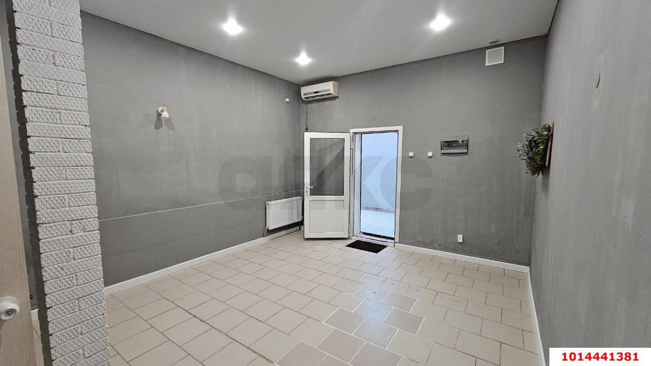 Фото №9: Торговое помещение 24 м² - Российский, Прикубанский внутригородской округ, ул. Измаильская, 10