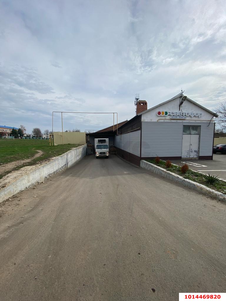 Фото №3: Отдельное здание 1043 м² - Стародеревянковская, ул. Мира, 4