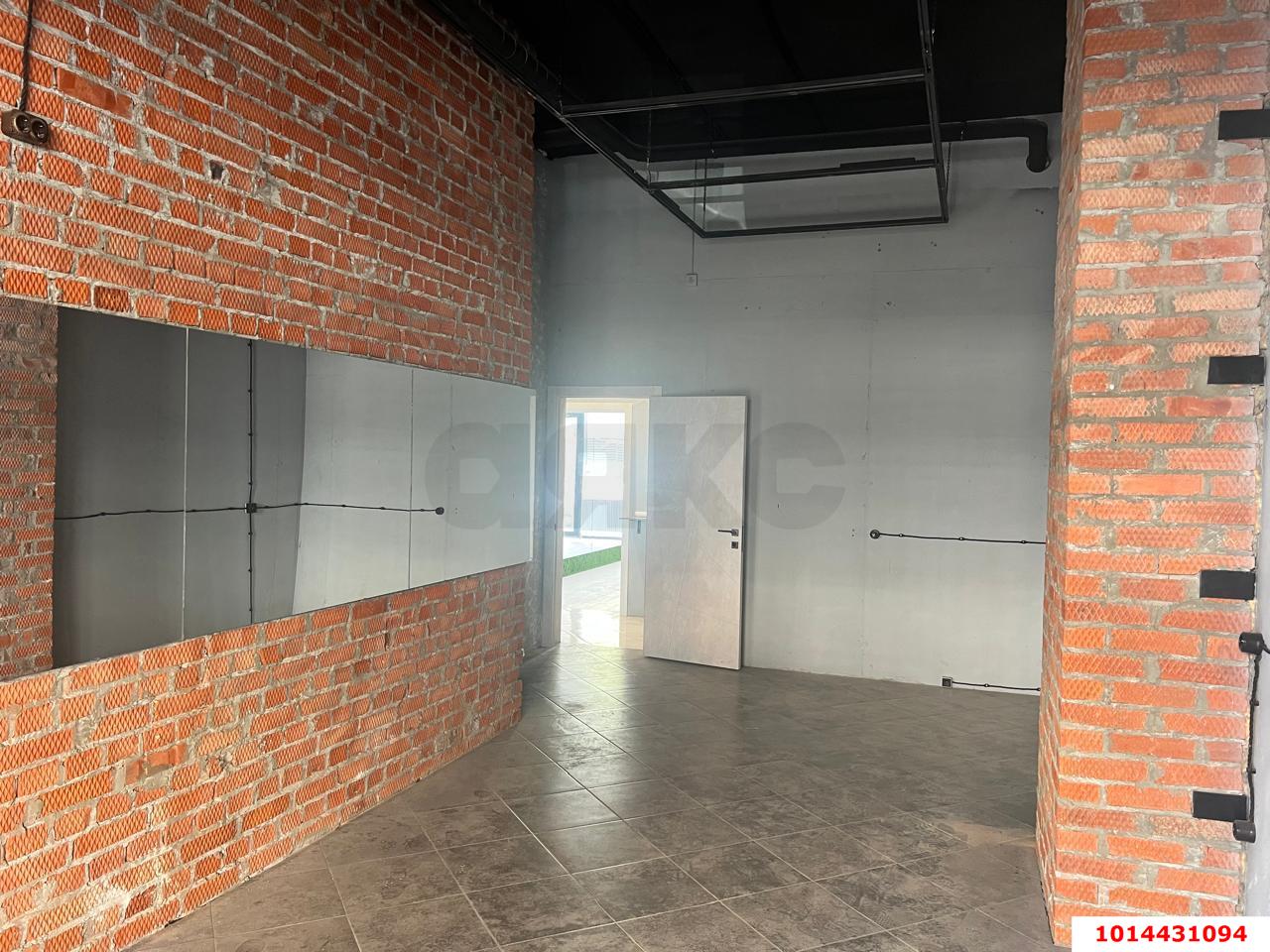 Фото №4: Торговое помещение 79 м² - Краснодар, жилой комплекс Элегант, ул. Сормовская, 1/6