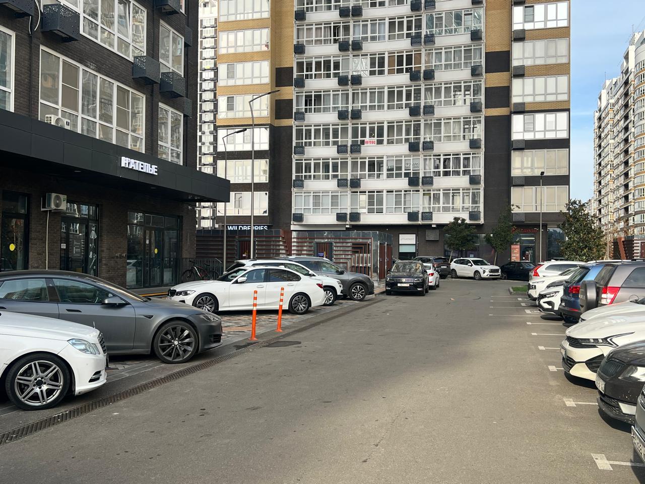 Фото №6: Коммерция 78 м² - Краснодар, Хлопчато-бумажный Комбинат, жилой комплекс Элегант, мкр. Карасунский внутригородской округ, ул. Сормовская, 1/6