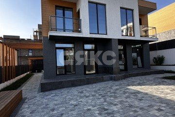 Фото №4: Дом 210 м² - Сочи, мкр. Верхнеимеретинская Бухта, ул. Бакинская, 14/2