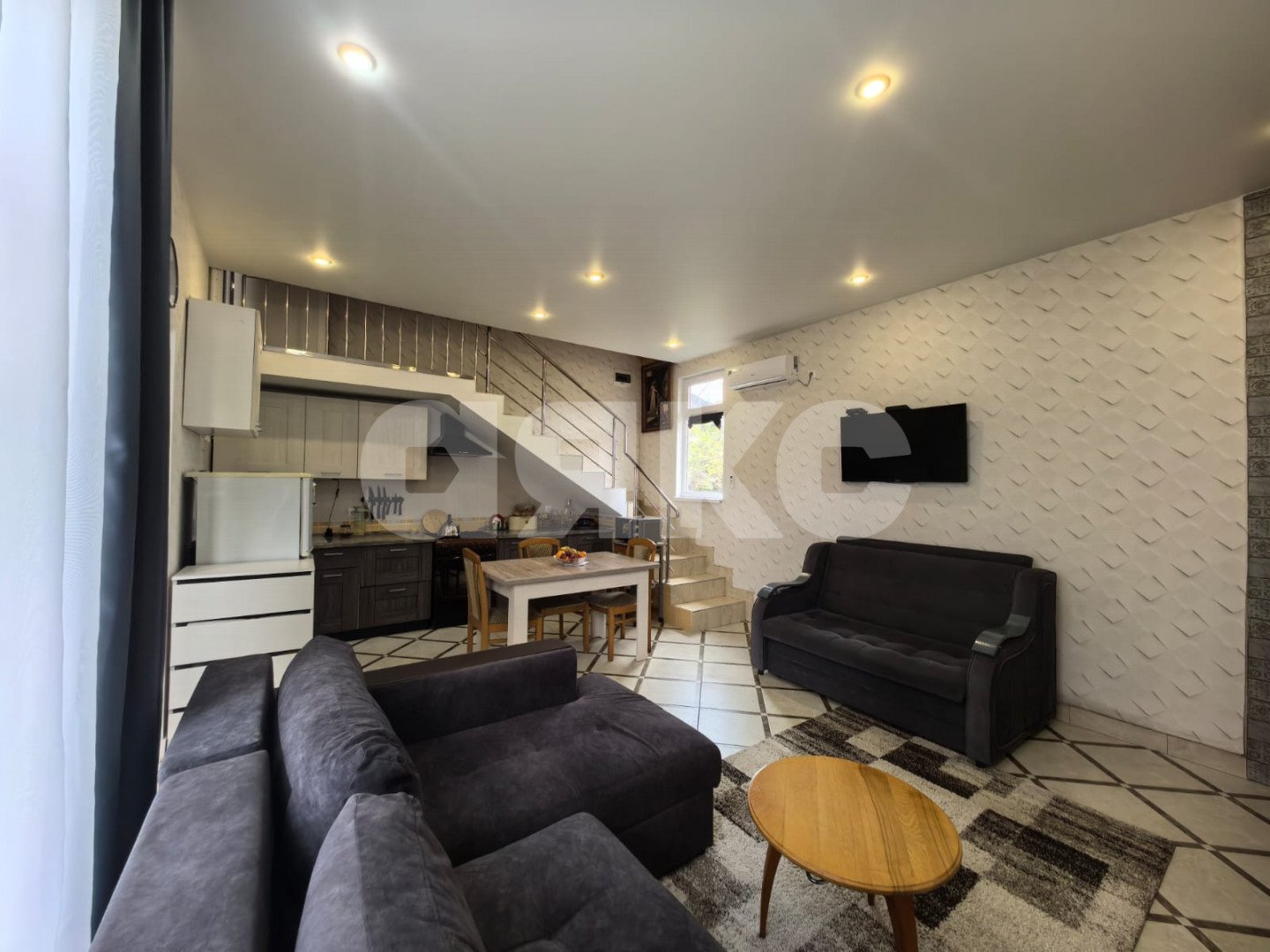 Фото №2: Дом 220 м² + 5 сот. - Сочи, Нижняя Хобза